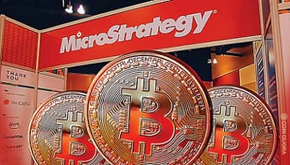 مایکرواستراتژی قصد خرید ۴۰۰ میلیون دلار بیت کوین دارد