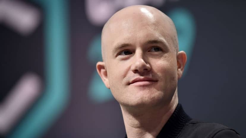 ملاقات مدیرعامل کوین بیس و رئیس بانک مرکزی آمریکا؛ آرمسترانگ: یوان دیجیتال تهدیدی برای دلار است