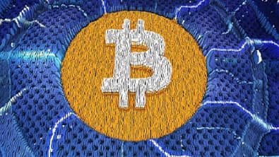 قیمت بیت کوین در انتظار اعلام نرخ بهره