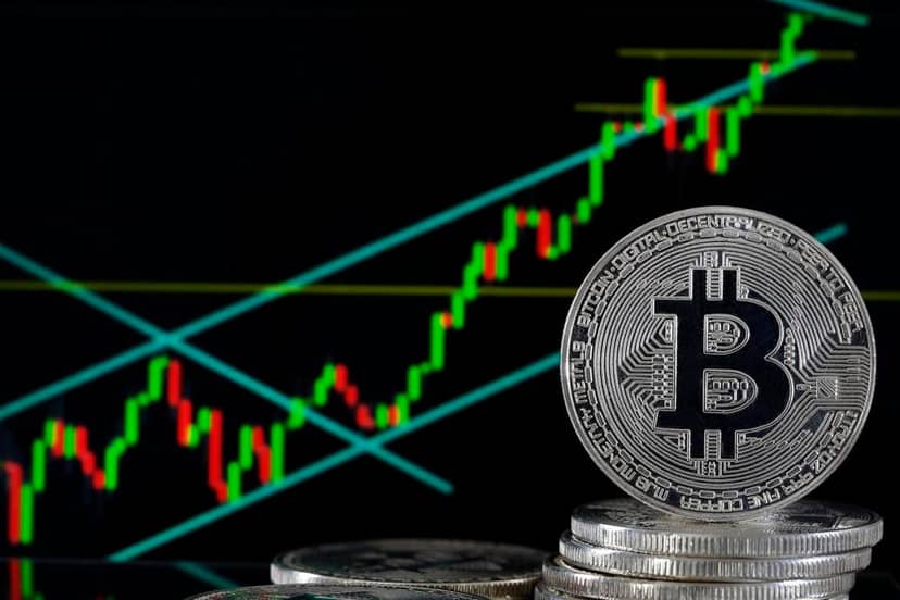 قیمت بیت کوین از ۲۲هزار دلار فراتر رفت